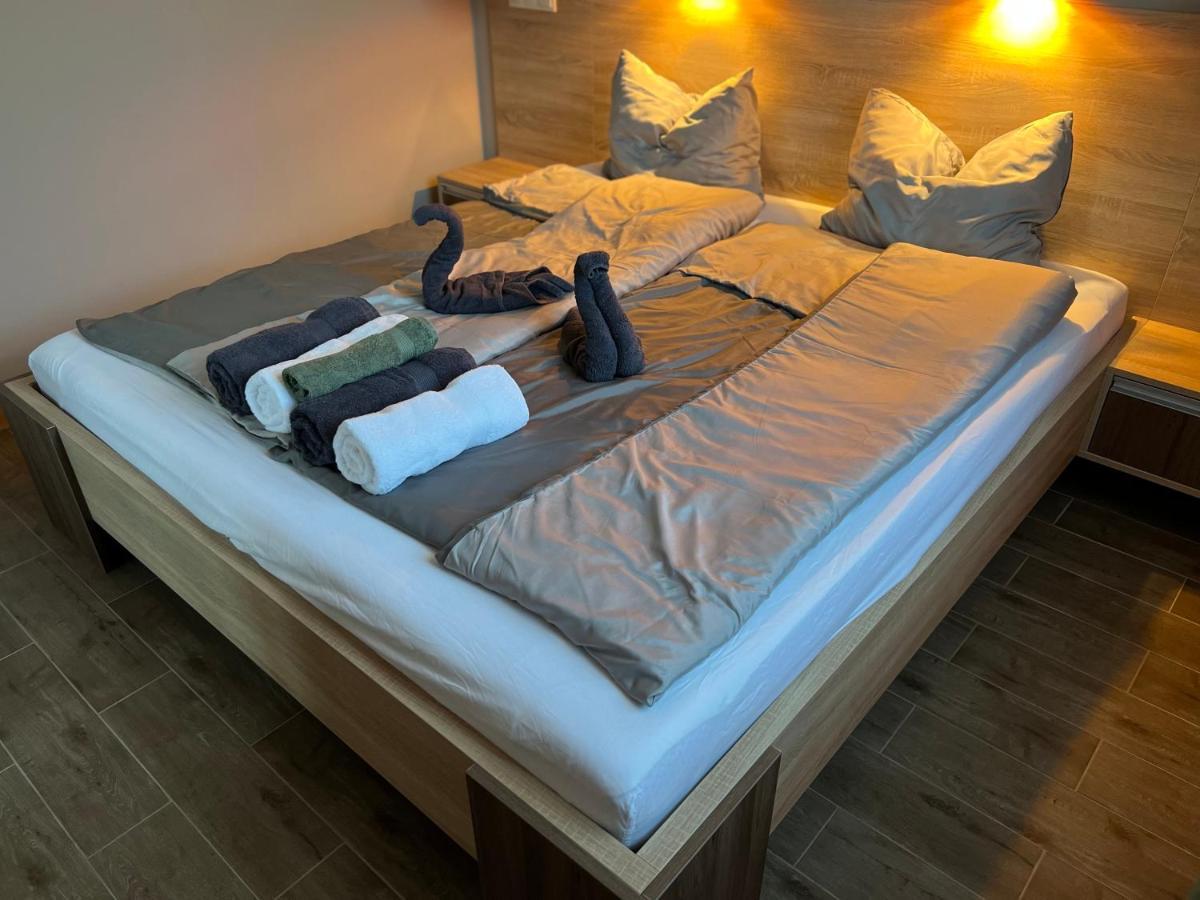 Th-Lux Apartman Hajdúszoboszló Εξωτερικό φωτογραφία