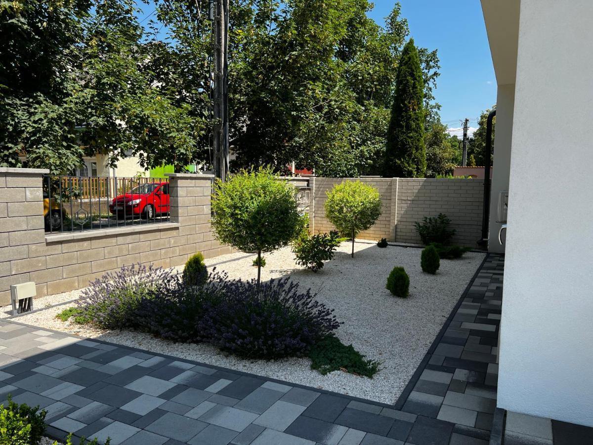 Th-Lux Apartman Hajdúszoboszló Εξωτερικό φωτογραφία