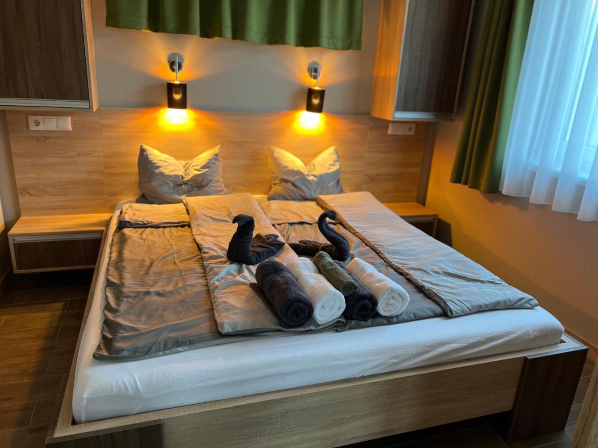 Th-Lux Apartman Hajdúszoboszló Εξωτερικό φωτογραφία